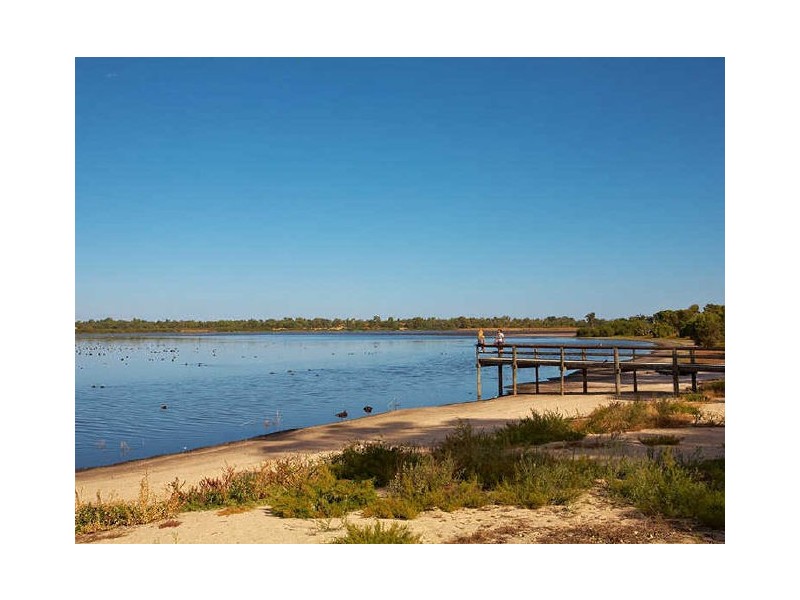 2 Pausin Crescent, Bibra Lake WA 6163