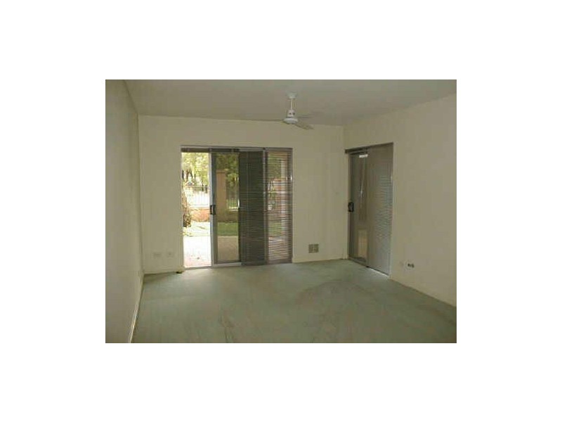 2/5 Doherty Road, Coolbellup WA 6163