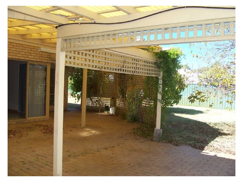 20 Keall Pass, Winthrop WA 6150