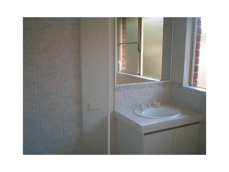 42A Marshwood Retreat, Bibra Lake WA 6163