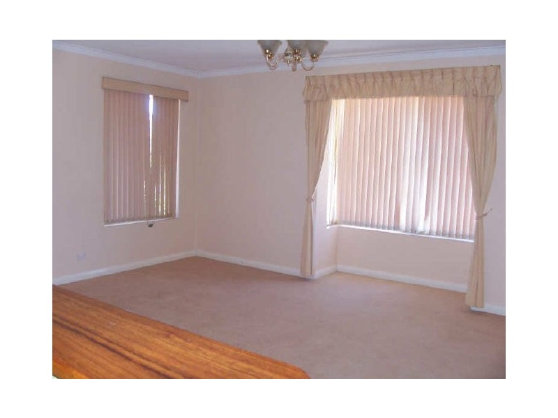 220B Carrington street, Hilton WA 6163