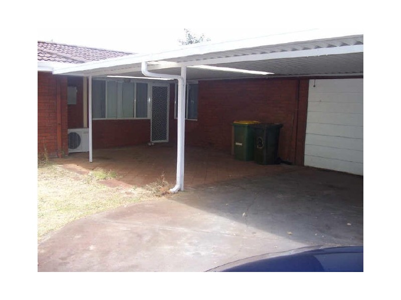 1B Dalston Crescent, Kardinya WA 6163