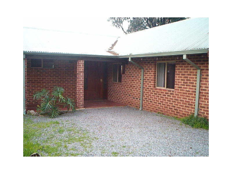 5 Samual Court, North Lake WA 6163