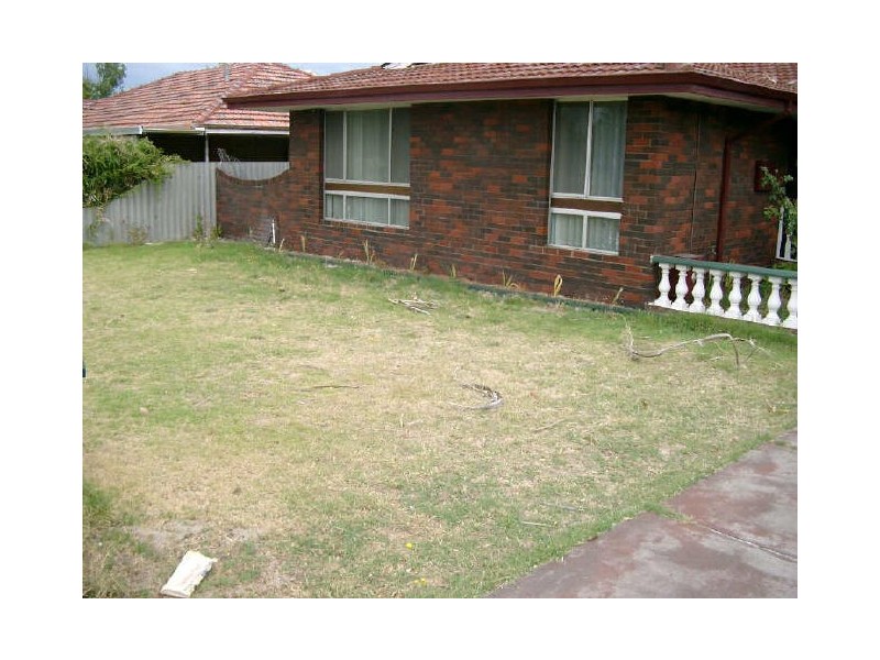 17 Leach Highway, Wilson WA 6107