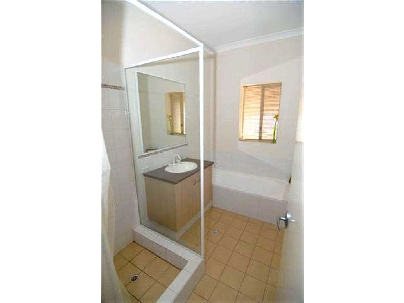 16 Camillo Street, Coolbellup WA 6163