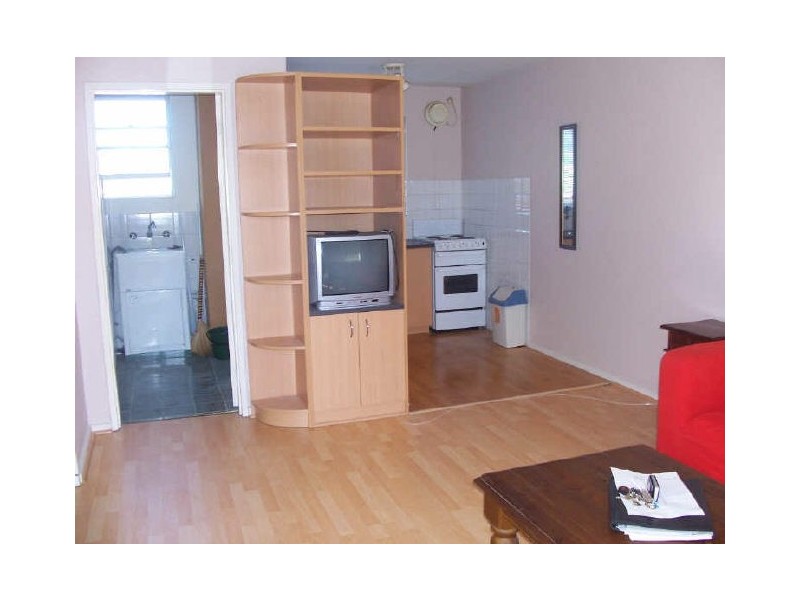 12/99 Nineth Avenue, Maylands WA 6051