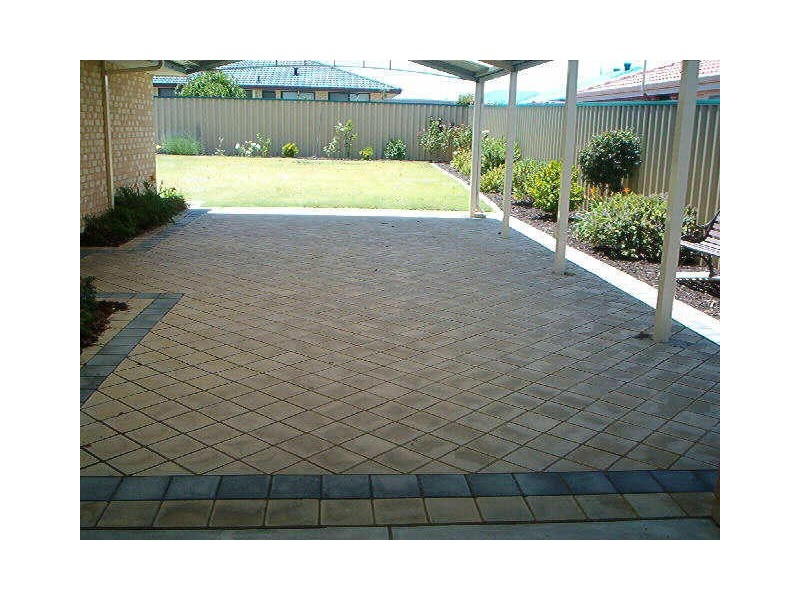 12 Chipperton Road, Bertram WA 6167