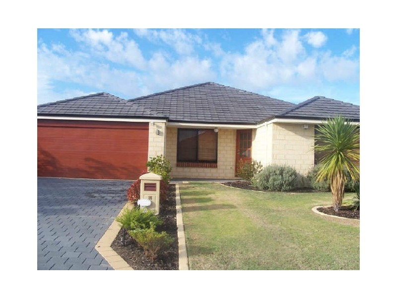 14 Monroe Turn, Success WA 6164