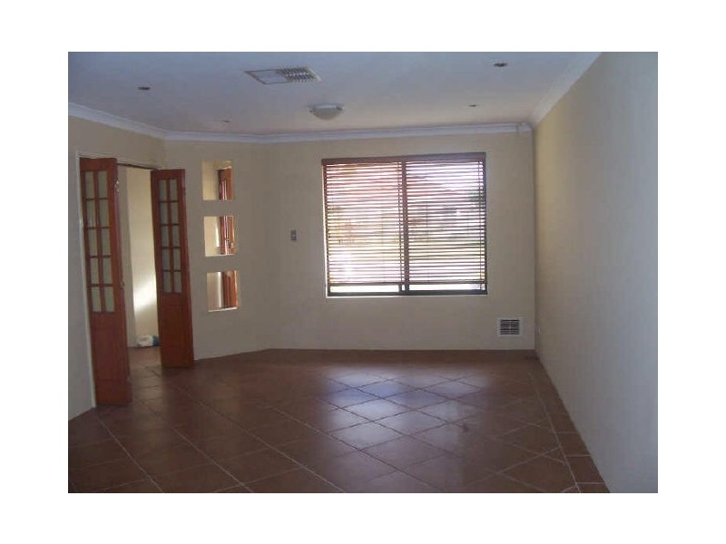 14 Monroe Turn, Success WA 6164