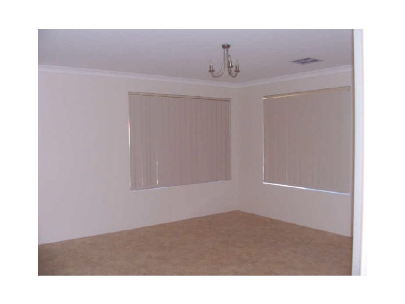 6 Wallingford Crescent, Wellard WA 6170