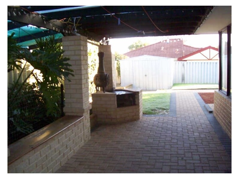 4 Silvereye Court, Beeliar WA 6164