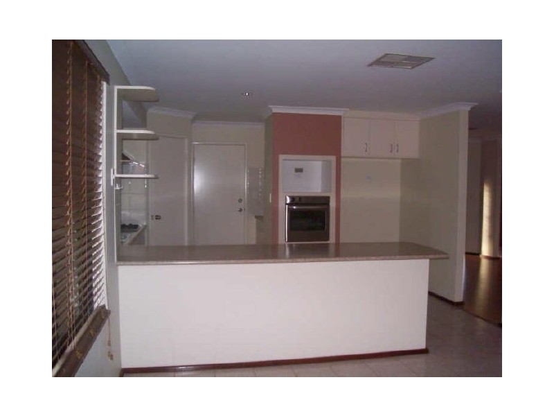 2 Wrasse Way, Yangebup WA 6164