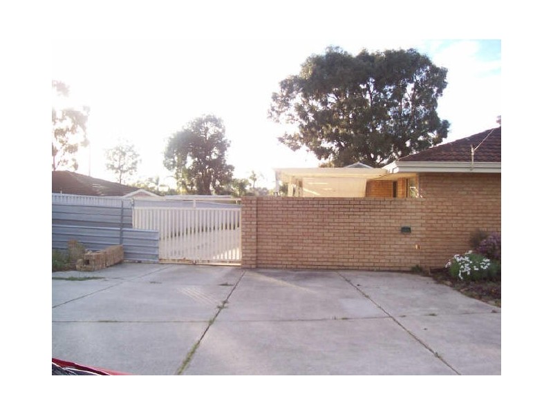 2 Coogan Close, Yangebup WA 6164