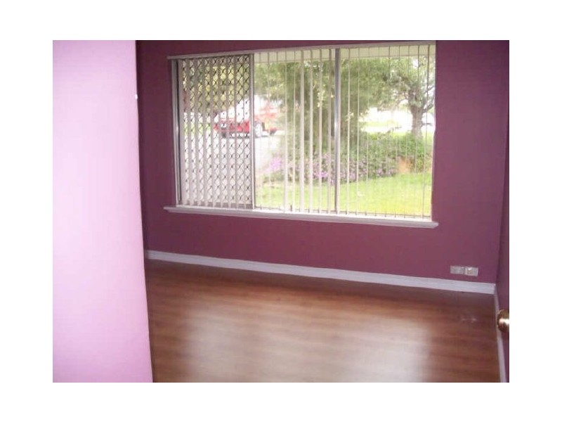 1 Ochiltree Way, Kardinya WA 6163