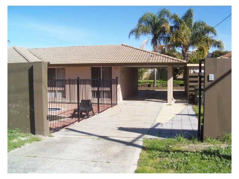 209 Riseley Street, Booragoon WA 6154