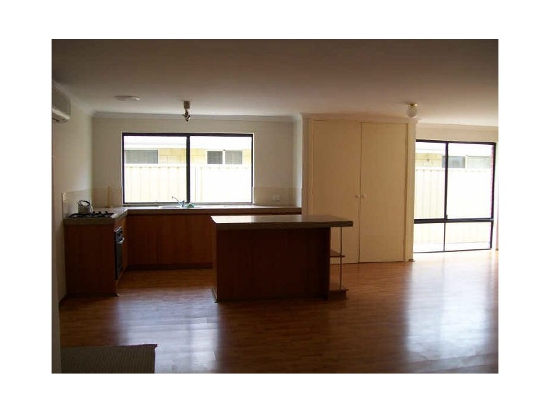 28 Ranunculus Court, Beeliar WA 6164