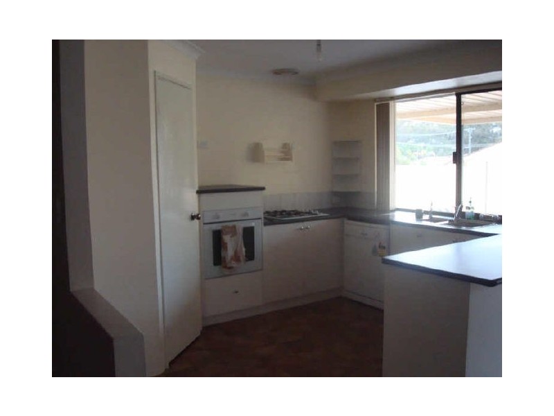 24A Corringle Grove, South Lake WA 6164