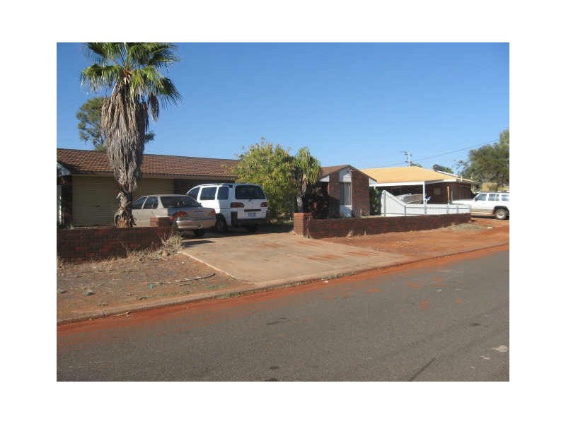 4 GODDARD PLACE, Nickol WA 6714