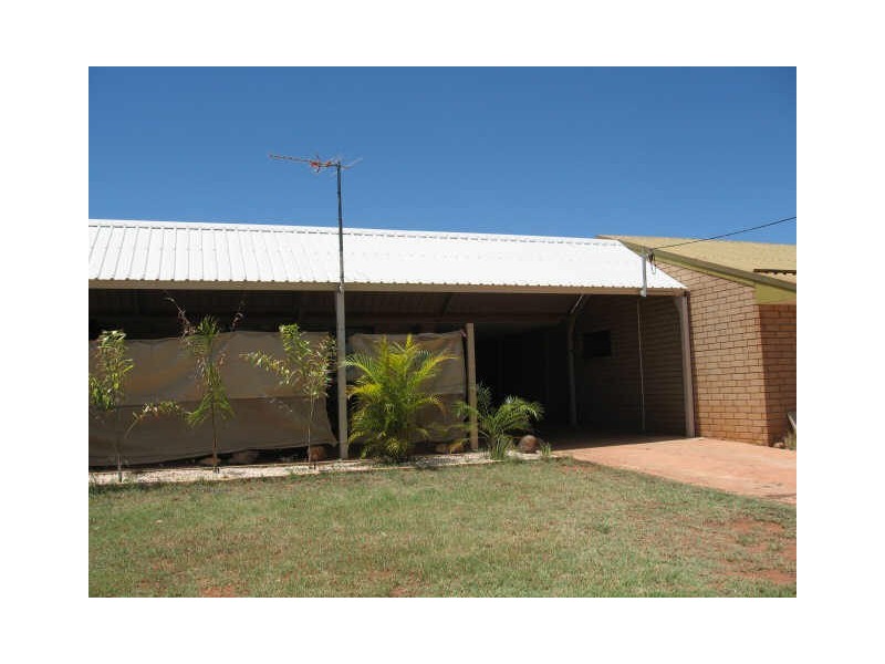 8C Goodwyn Close, Karratha WA 6714