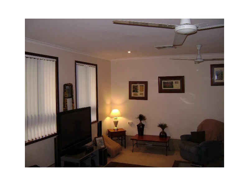 4 Sing Place, Karratha WA 6714