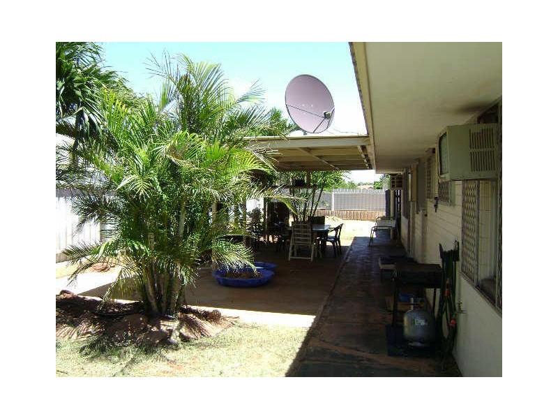 4e Wotherspoon Road, Millars Well WA 6714