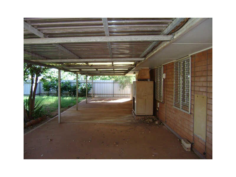 323 Patterson cr, Dampier WA 6713