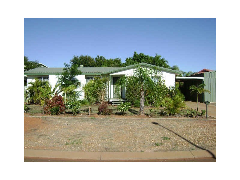 15 McCamey Loop, Karratha WA 6714