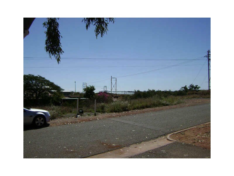 31 De Grey Crescent, Dampier WA 6713