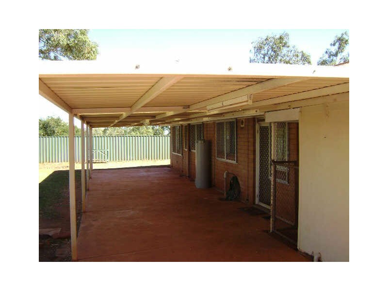 31 De Grey Crescent, Dampier WA 6713