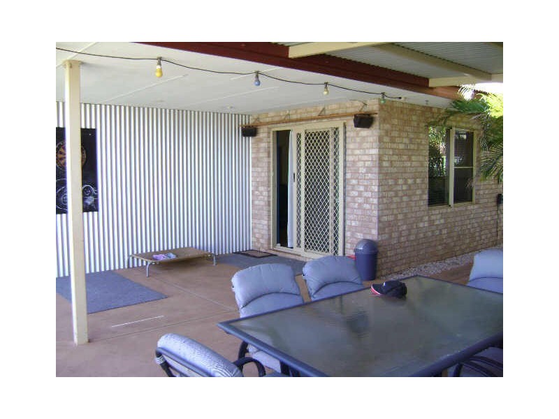 8a Garland Place, Karratha WA 6714