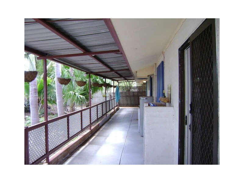 12 Bond Place, Karratha WA 6714