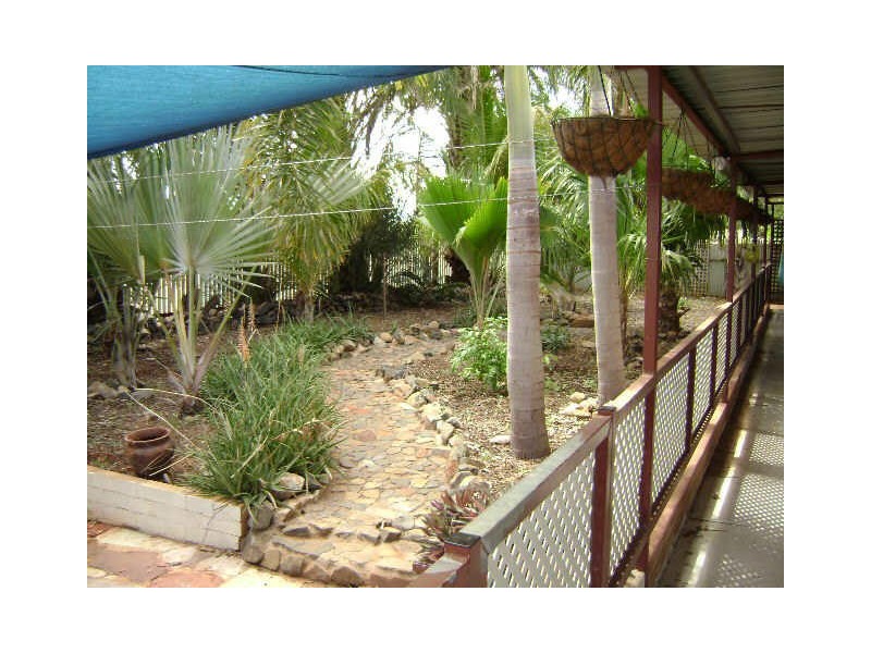 12 Bond Place, Karratha WA 6714
