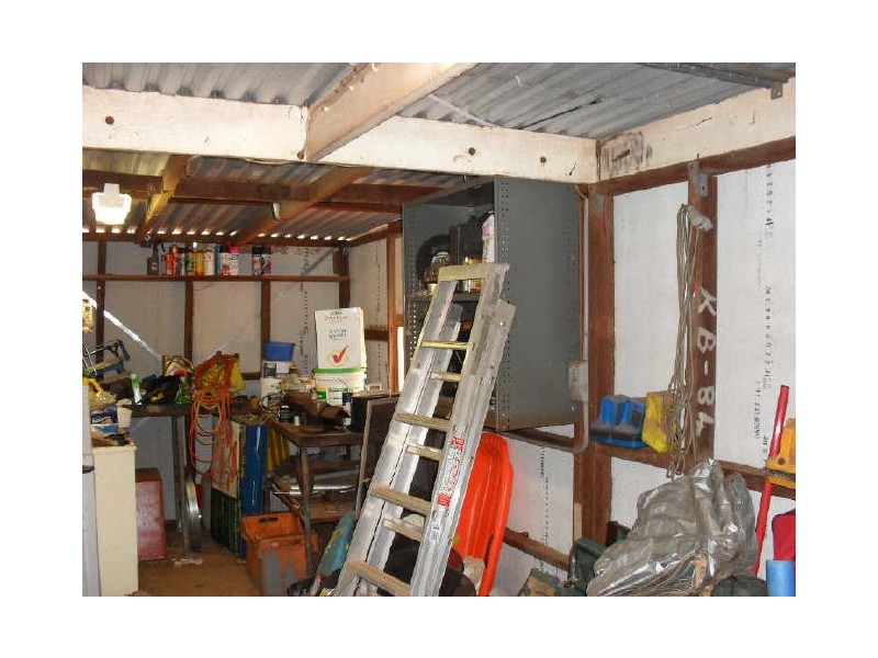 27 DeGrey Crescent, Dampier WA 6713