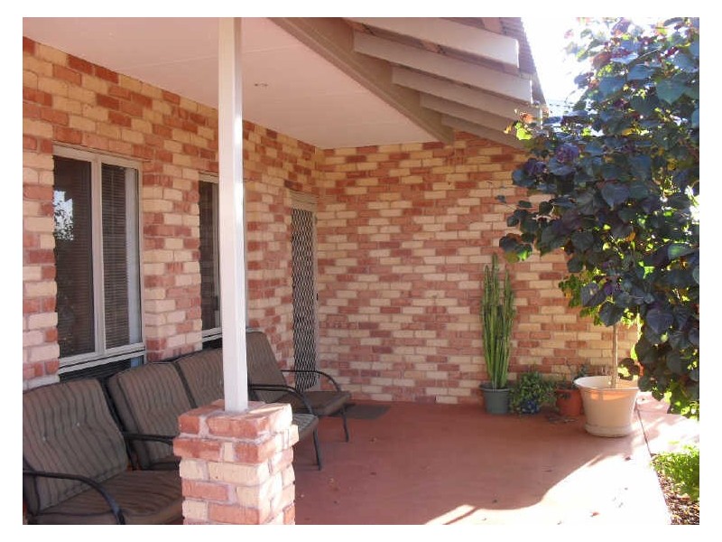 4 Warbler Loop, Karratha WA 6714