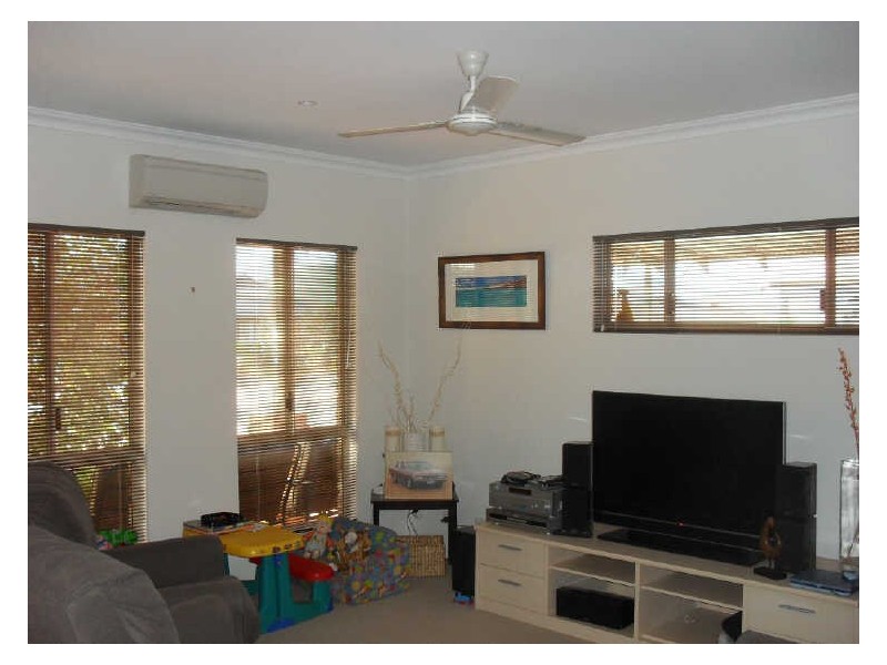 4 Warbler Loop, Karratha WA 6714