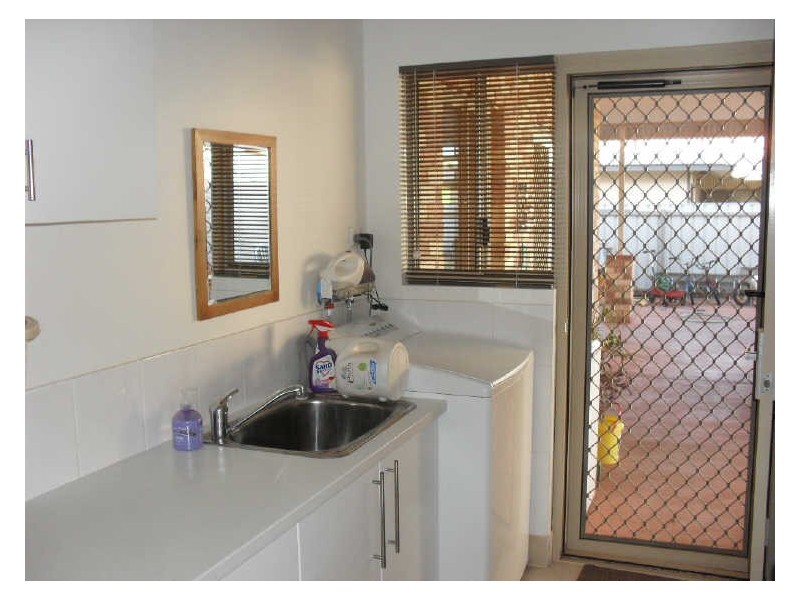 4 Warbler Loop, Karratha WA 6714