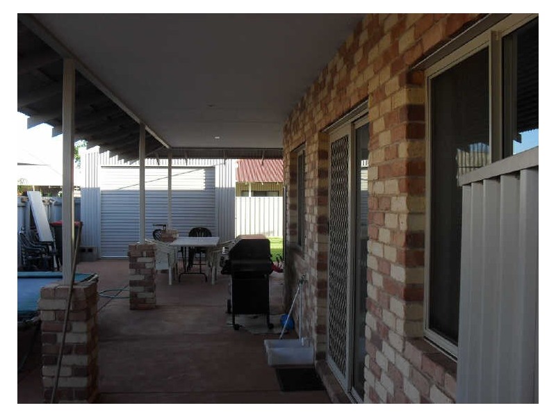 4 Warbler Loop, Karratha WA 6714