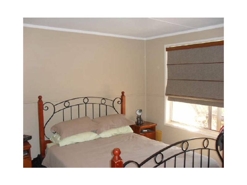 99 Oakover Crescent, Dampier WA 6713