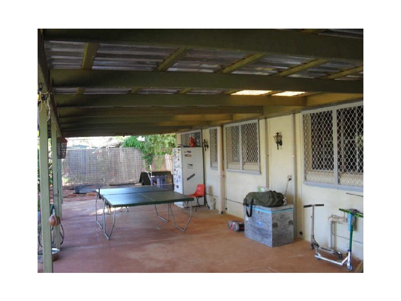 99 Oakover Crescent, Dampier WA 6713