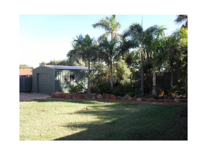 99 Oakover Crescent, Dampier WA 6713