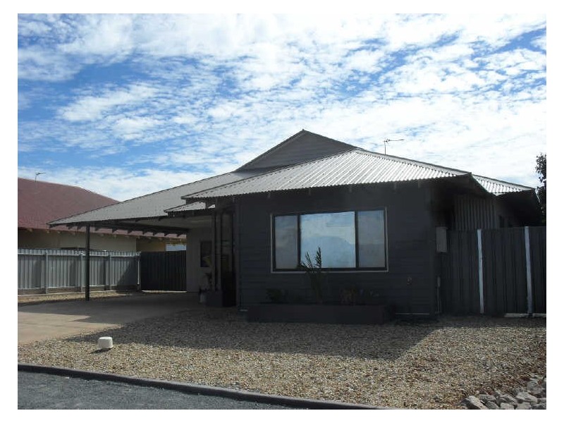11 Warbler Loop, Karratha WA 6714