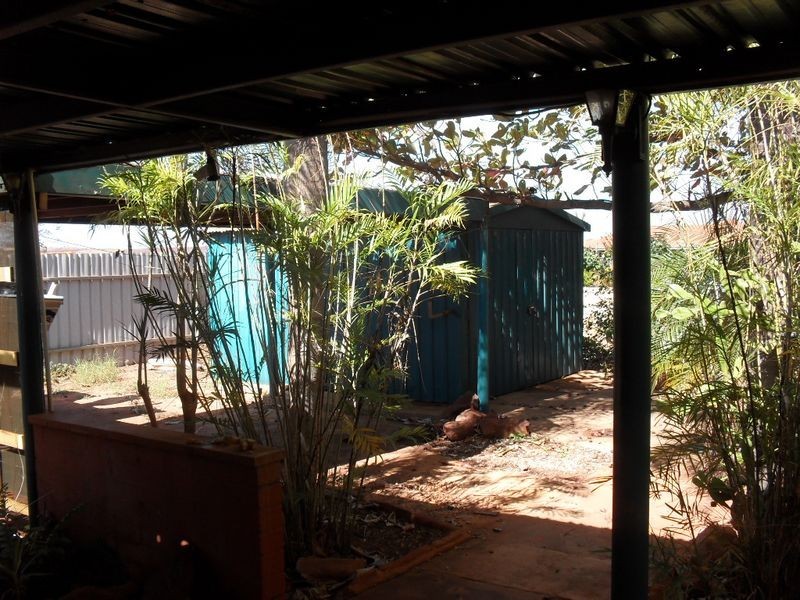 253 Yule Crescent, Dampier WA 6713