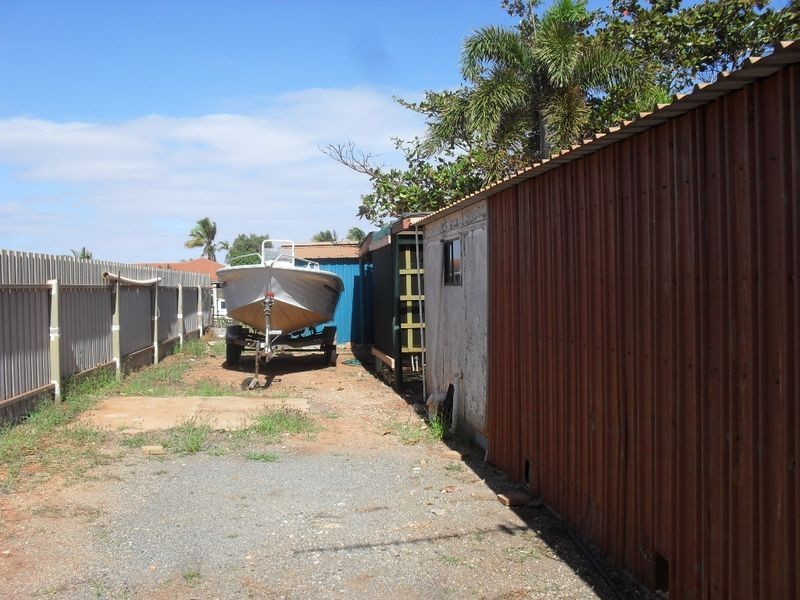 253 Yule Crescent, Dampier WA 6713