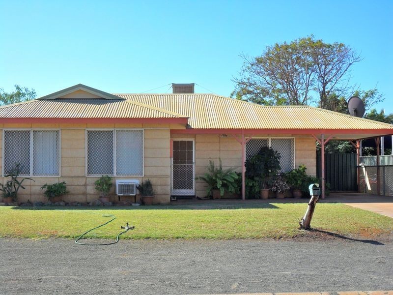 4 Watts Place, Karratha WA 6714