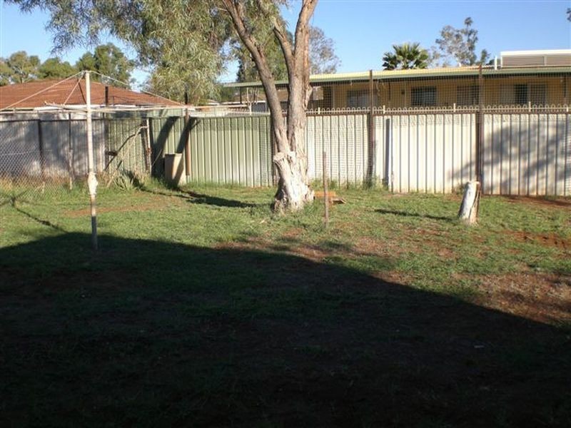 599B Nickol Avenue, Paraburdoo WA 6754