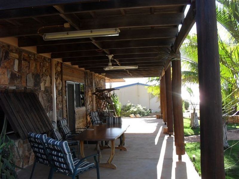 74 Meares Road, Point Samson WA 6720