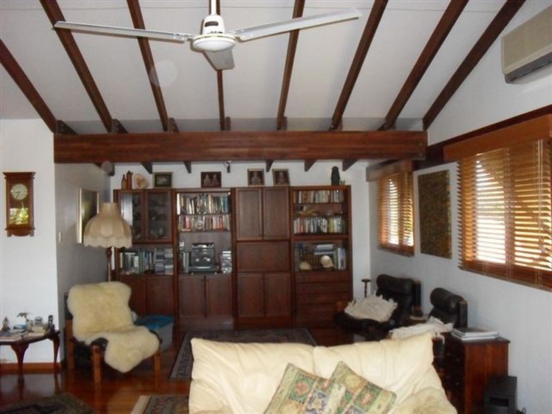 74 Meares Road, Point Samson WA 6720