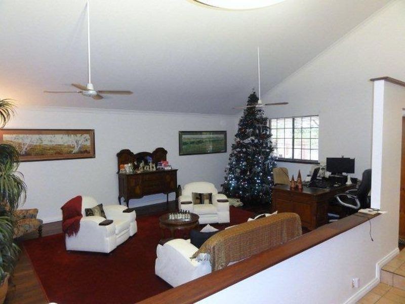 4 Haddon Way, Karratha WA 6714