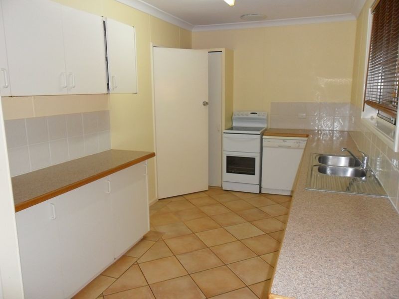 152 Giles Crescent, Dampier WA 6713