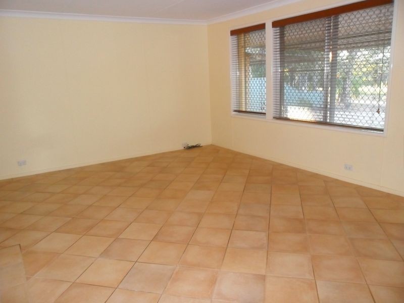 152 Giles Crescent, Dampier WA 6713